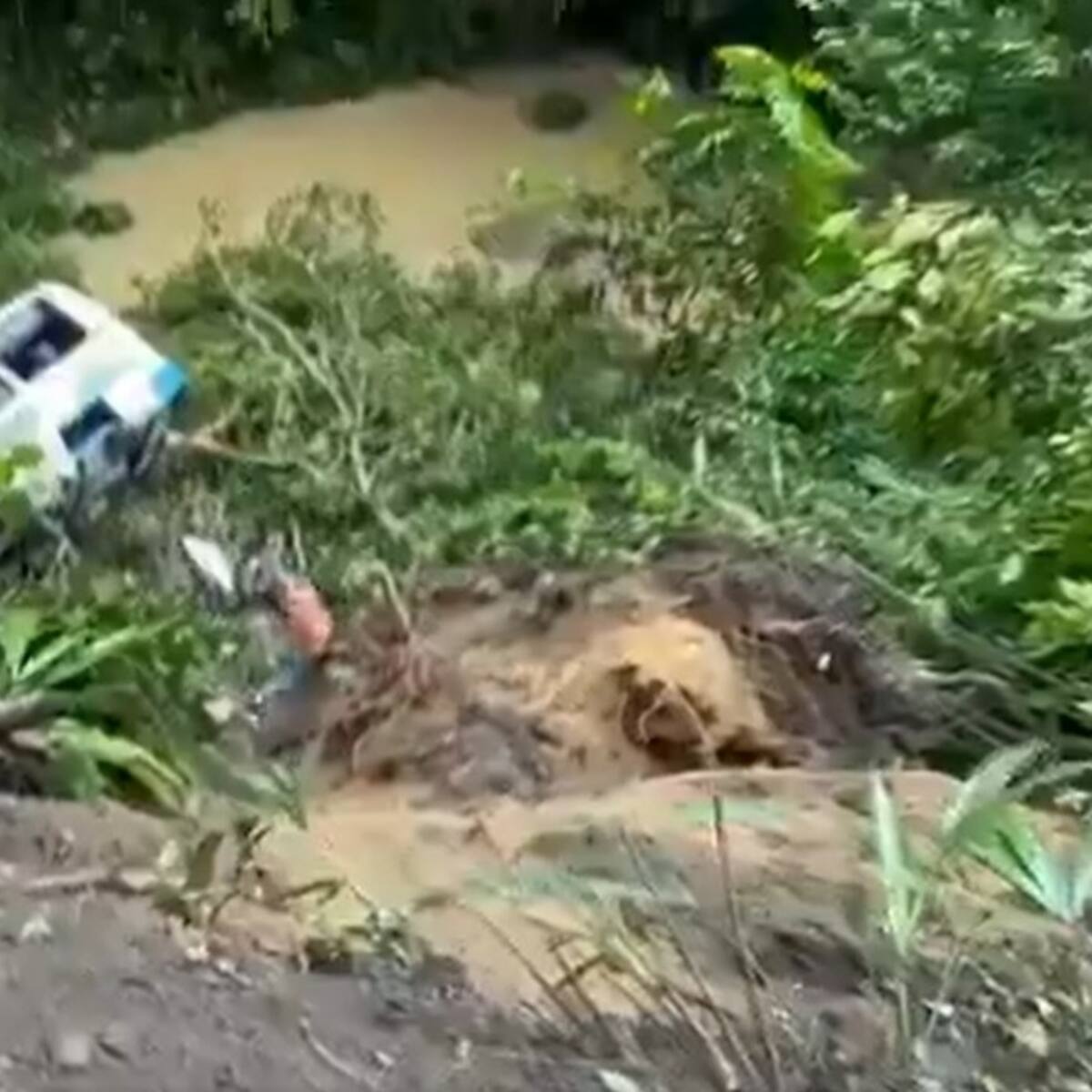 Accidente de bus intermunicipal deja un muerto y varios heridos
