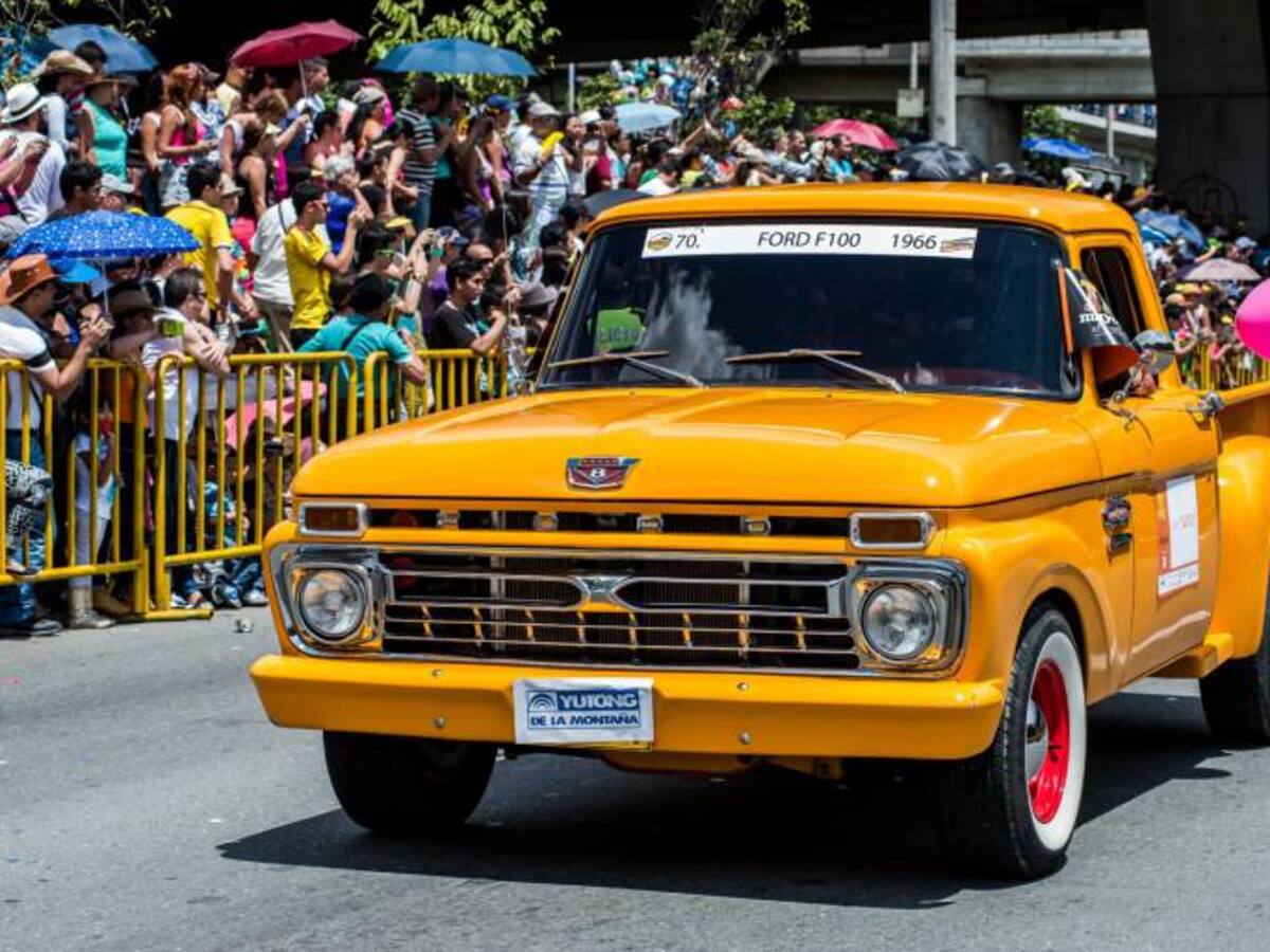 300 autos de colección desfilarán en la Feria de las Flores de Medellín 2016