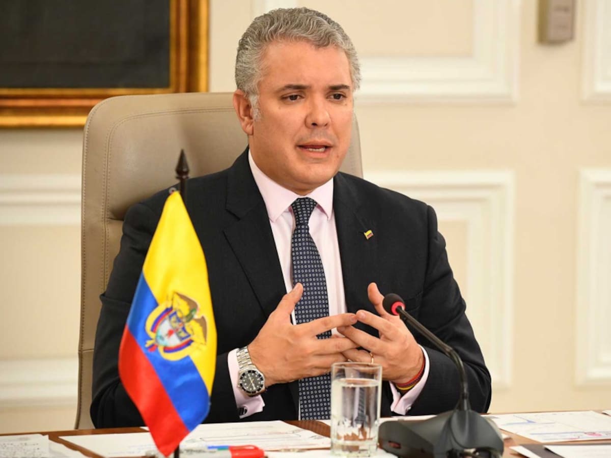 "Bancos no pueden descontar plata de subsidios": Duque