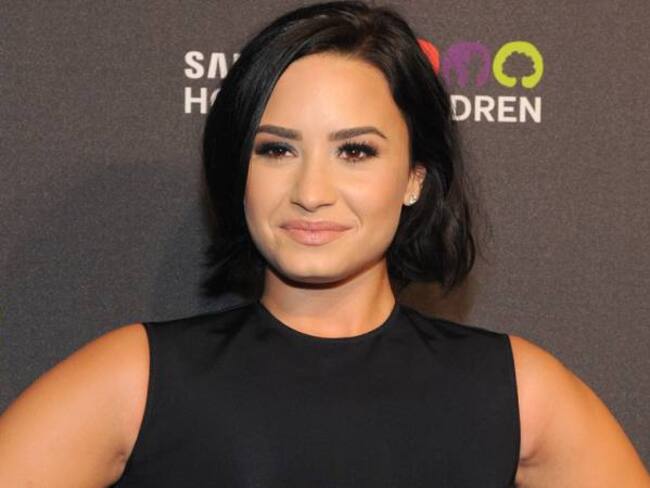 Demi Lovato celebra cuatro años sin beber