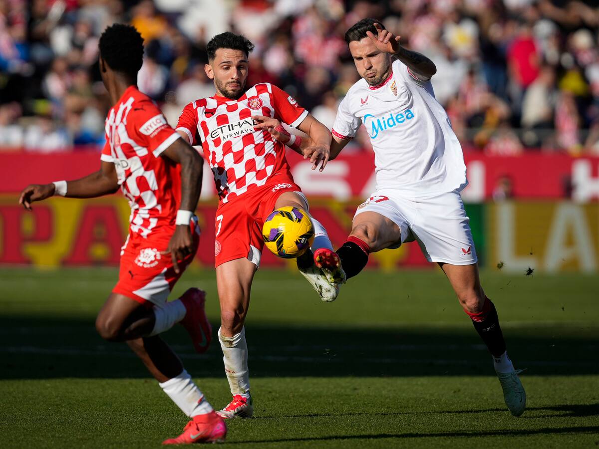Sevilla consigue una victoria tardía en su visita ante el Girona de Yaser Asprilla