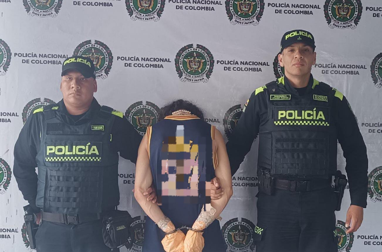 Hombre capturado en flagrancia por disparo que provocó la muerte de una mujer en Armenia. Foto: Cortesía Policía Quindío