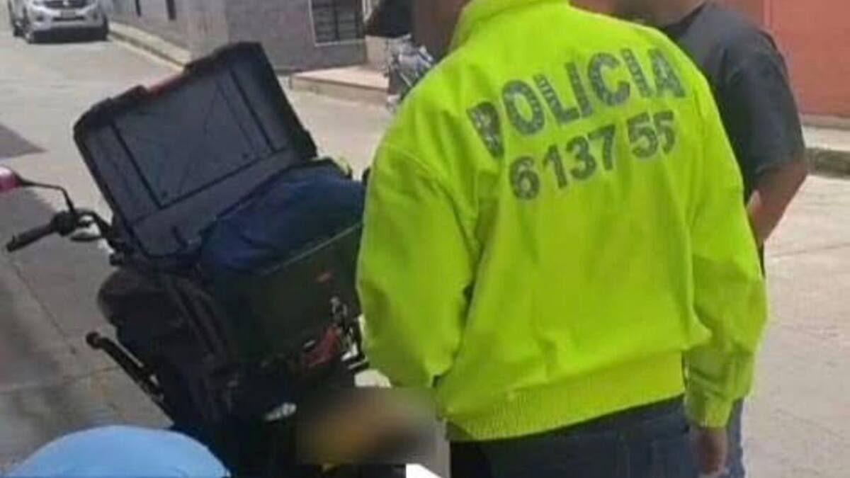 Capturan a un agente que solicitó 400 mil pesos para no inmovilizar una moto en Riosucio