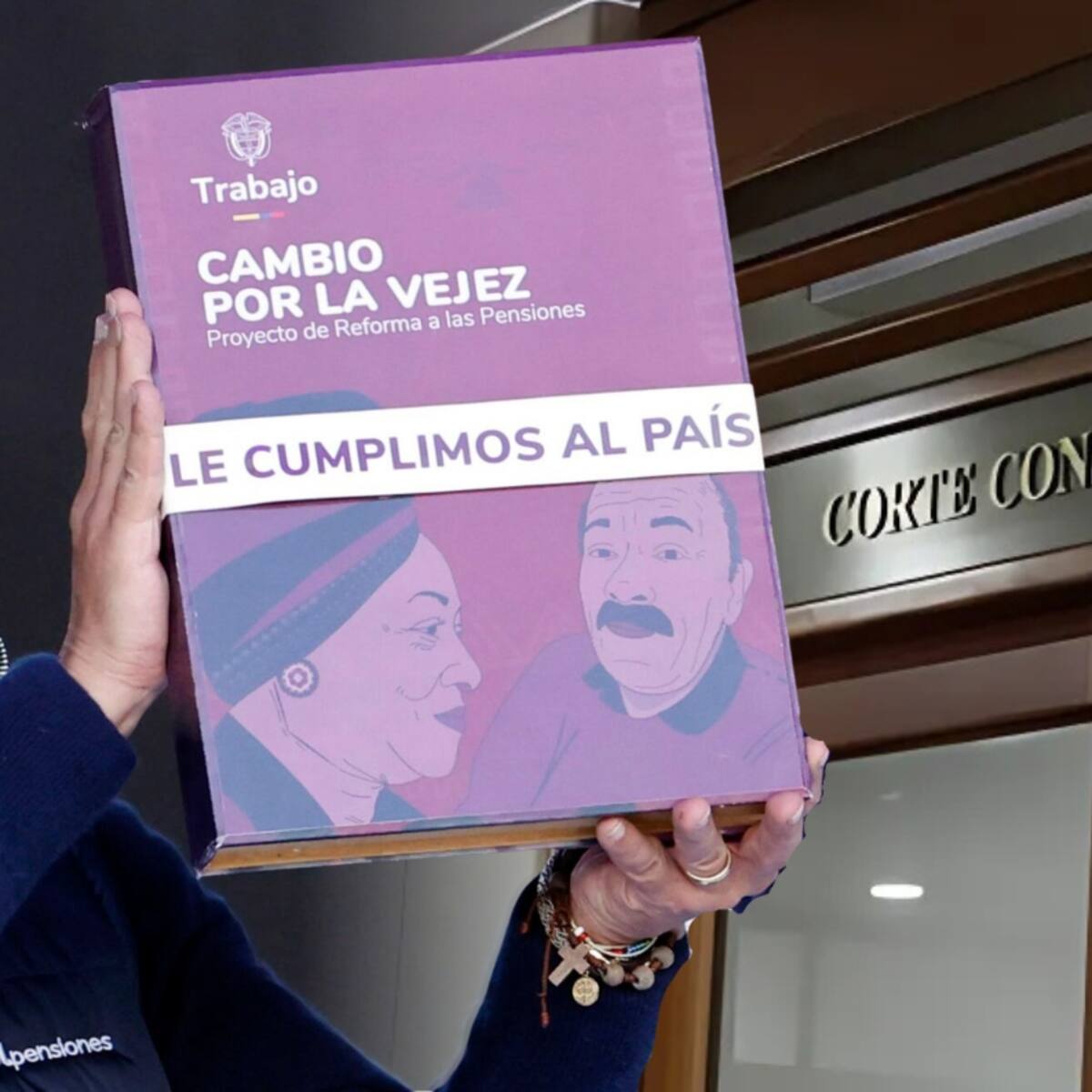 Magistrado Ibáñez da 5 días a Colpensiones para enviar contratos que firmó Héctor Carvajal