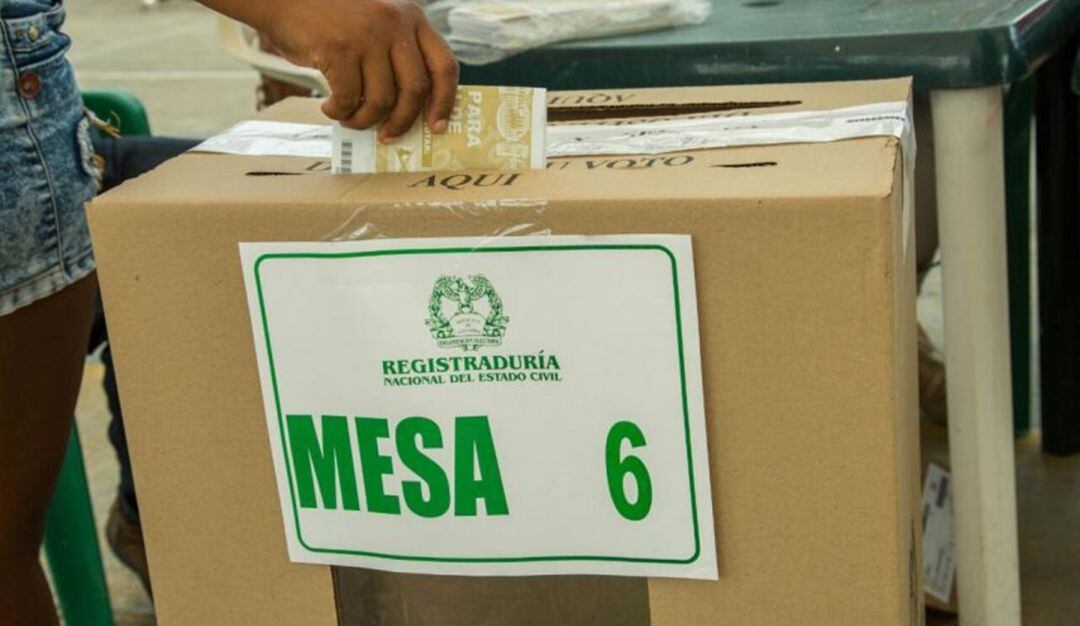 Mesa de votación 