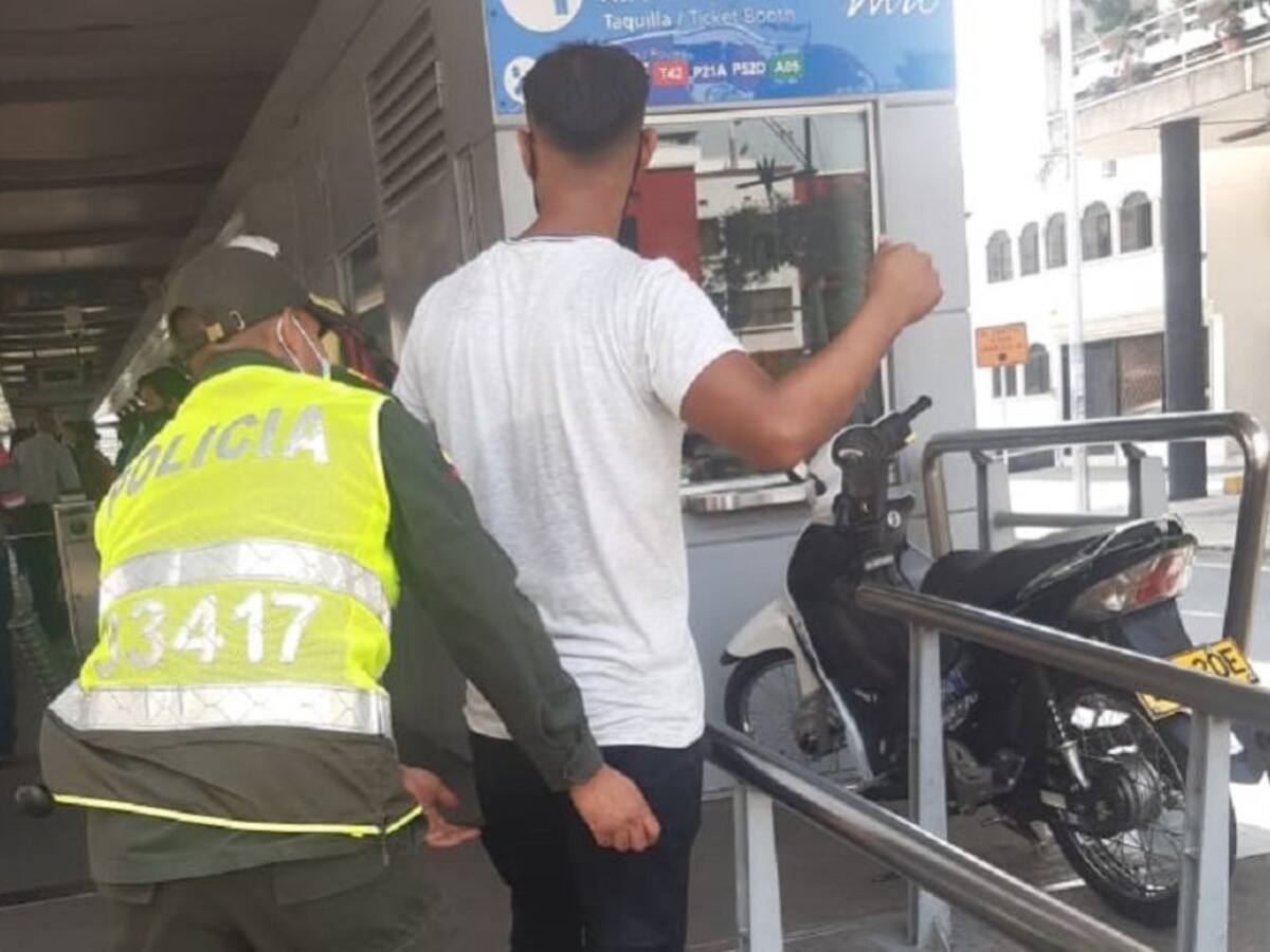 Tras 103 buses vandalizados, la policía atiende seguridad del MIO