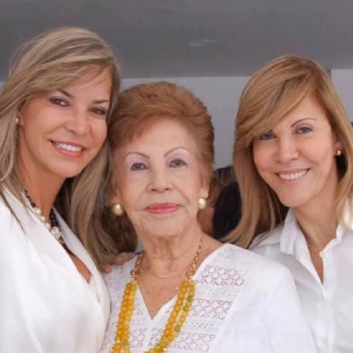 A la edad de 85 años falleció Bertha Torres madre de Dilian Francisca Toro