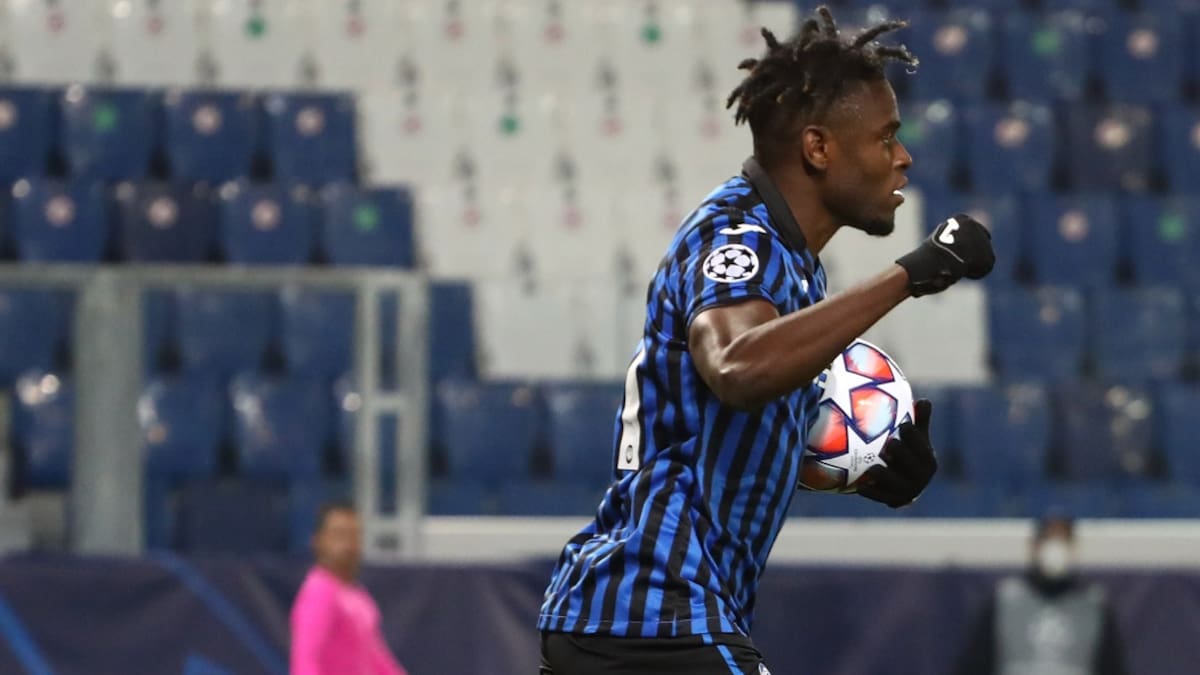 Doblete de Duván Zapata salvó un punto para el Atalanta en Champions