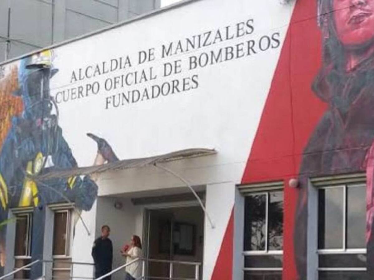 Cuerpo Oficial de Bomberos de Manizales, listo ante una erupción del Ruiz