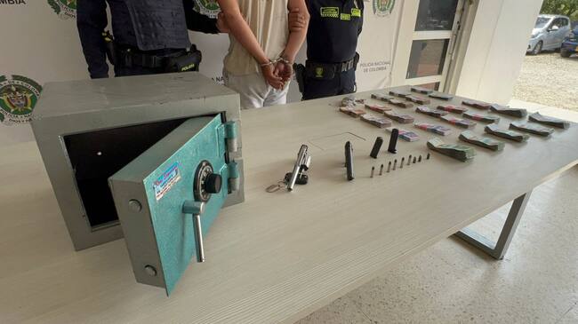 Capturado por robo de una caja fuerte con el producido de una estación de gasolina