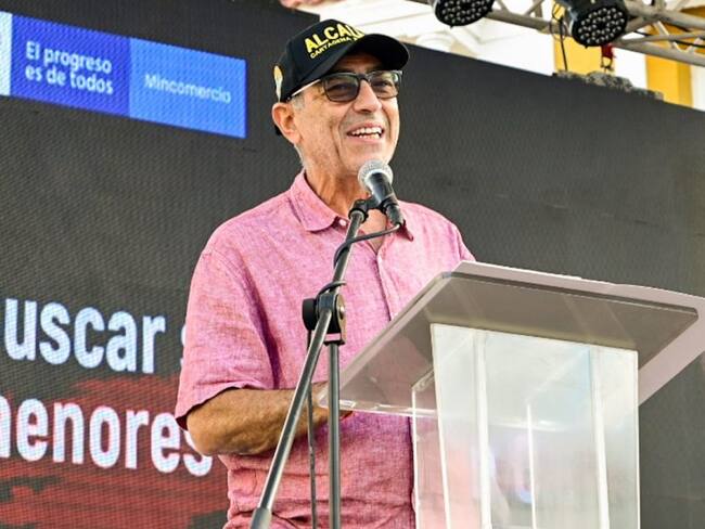 El Ministerio analiza este recurso interpuesto por la defensa del mandatario para definir si acata o no la solicitud de suspensión de la Contraloría