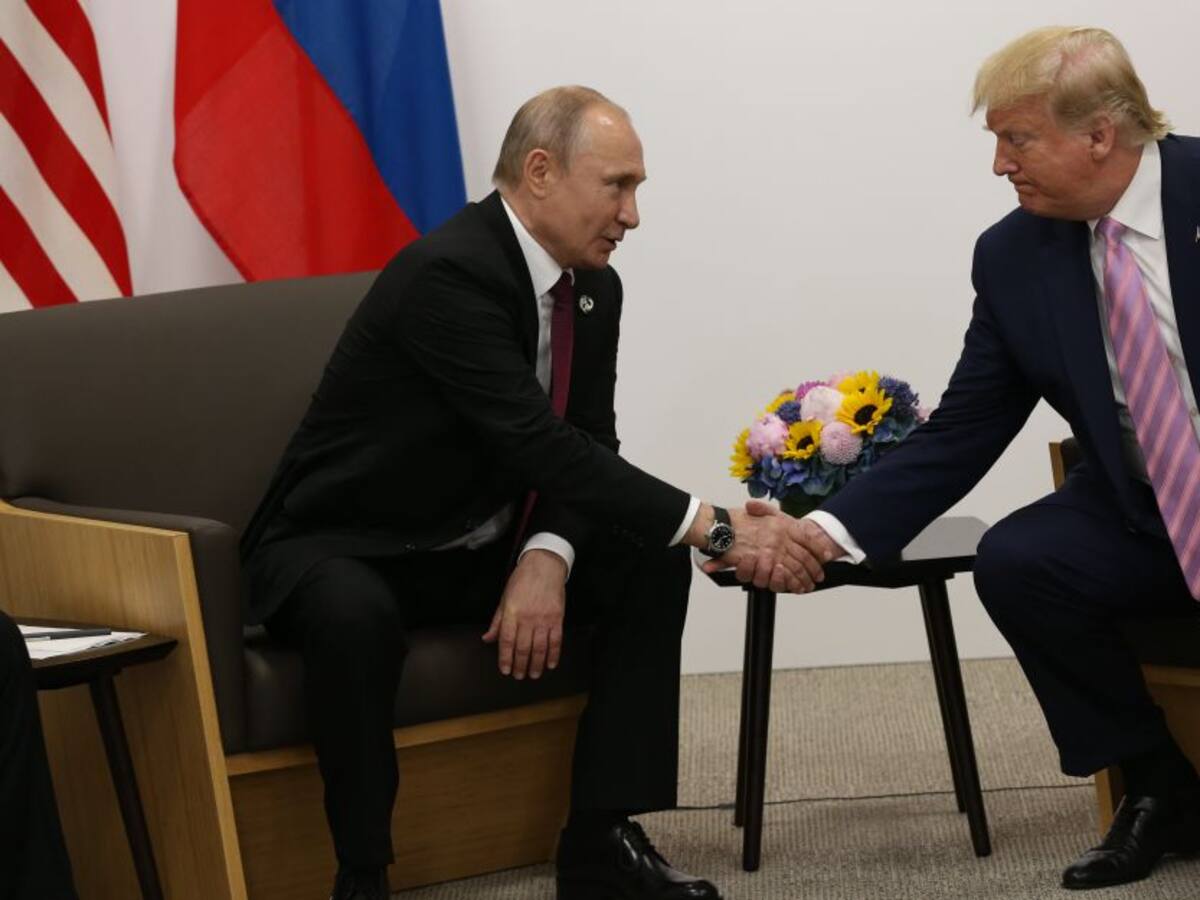 Putin habría autorizado plan de inteligencia para apoyar a Trump en 2016