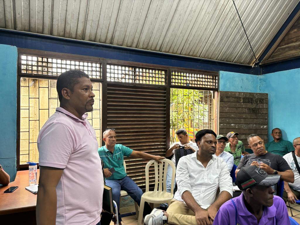 Diputado Óscar de León lidera esfuerzos para resolver crisis en el Caño Matute