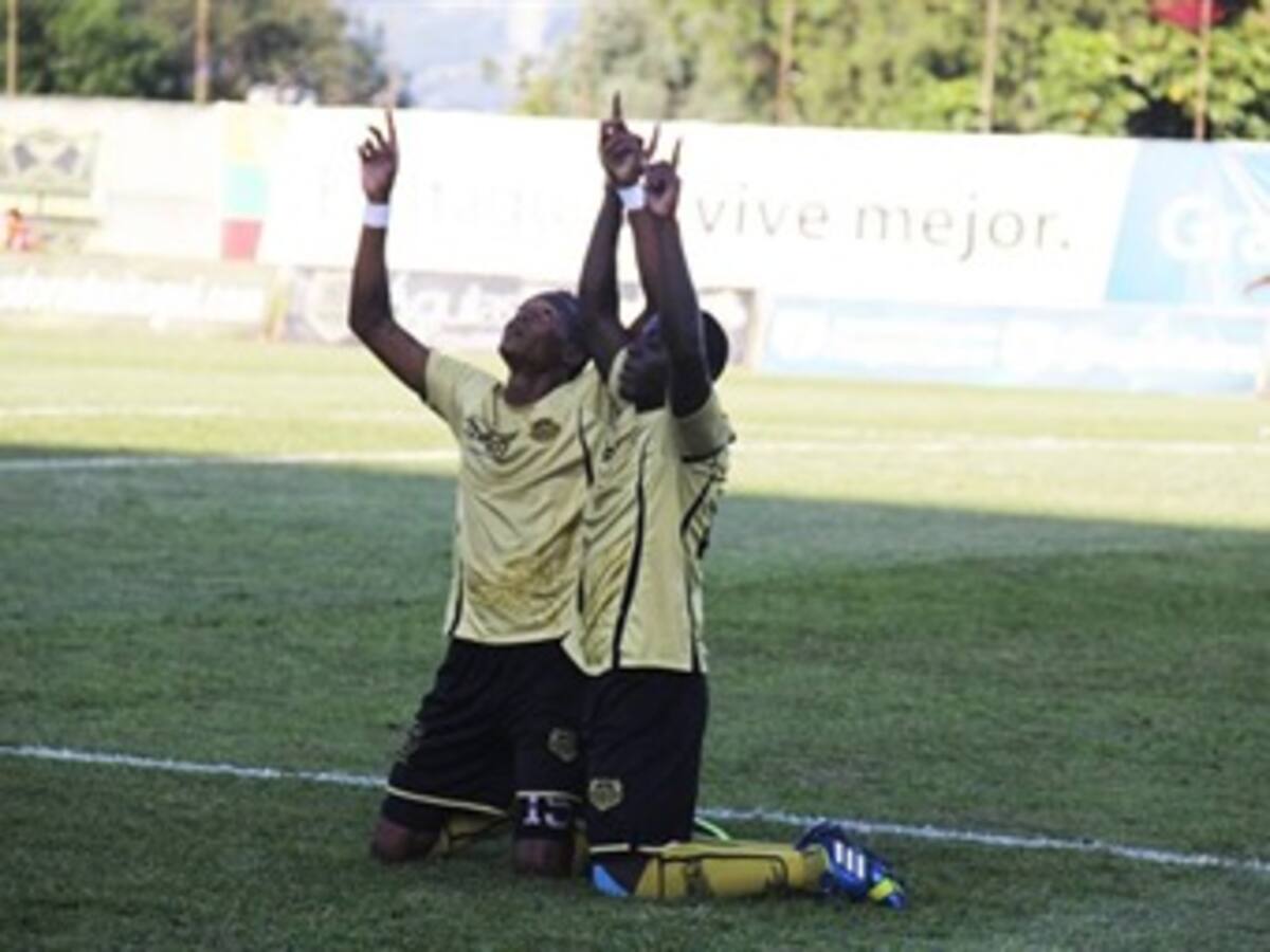 Itagüí cazó un gran triunfo de visitante ante Coritiba por Copa Sudamericana