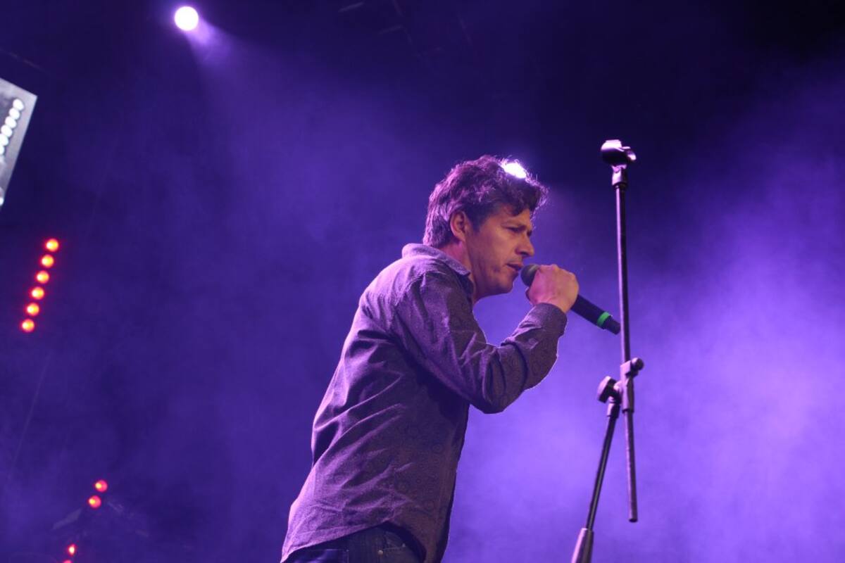 Mario Duarte, vocalista de la banda bogotana La Derecha