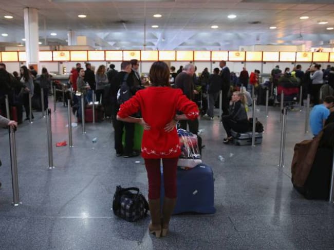 Falla en sistema de registro genera demoras en aeropuertos del mundo