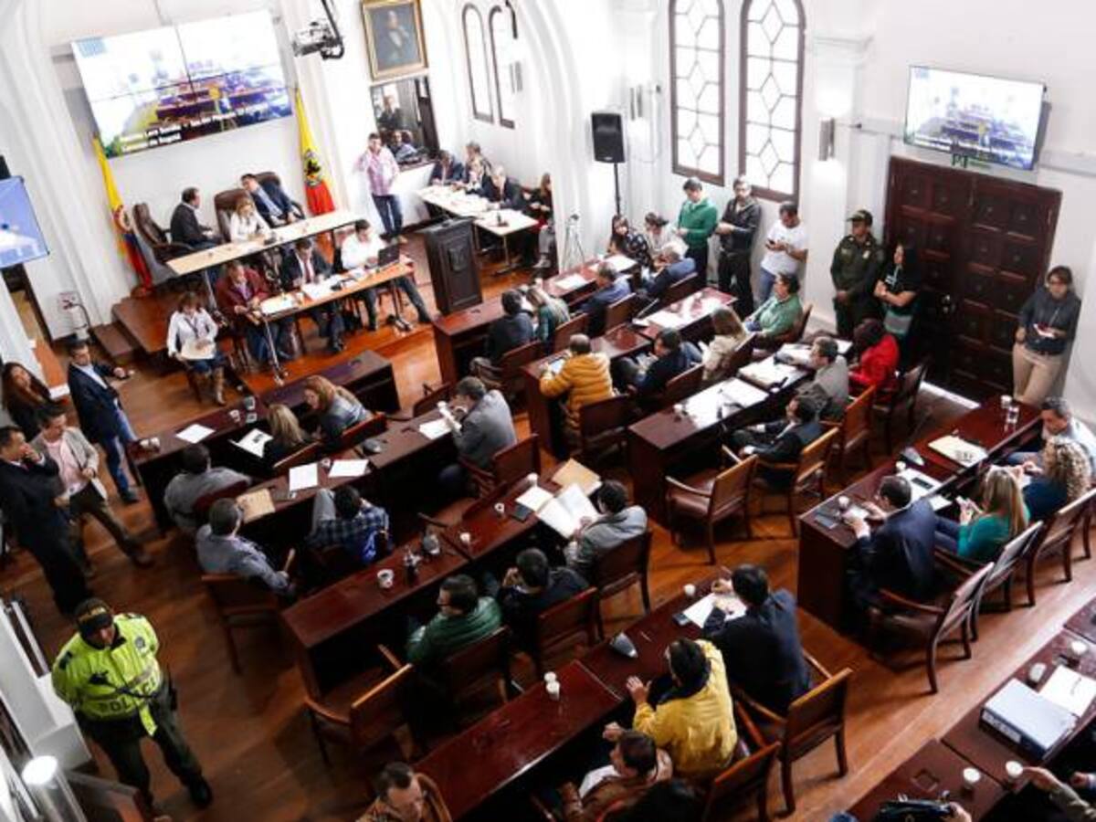 Concejo de Bogotá dará luz verde a presupuesto de 2017 la próxima semana