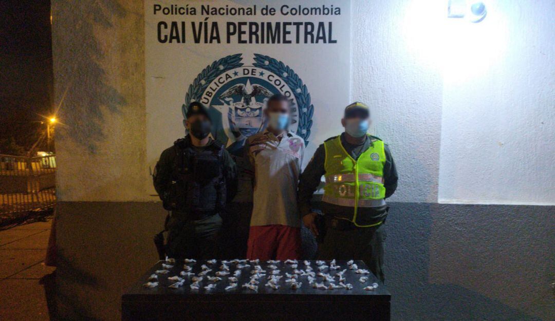 La Policía reportó el decomiso de 196 armas cortopunzantes y siete armas de fuego en diferentes sectores de la ciudad