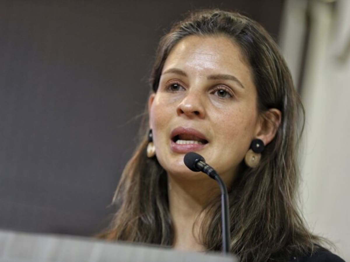 Senadora Padilla denuncia inconsistencias en millonaria obra para animales en Bogotá