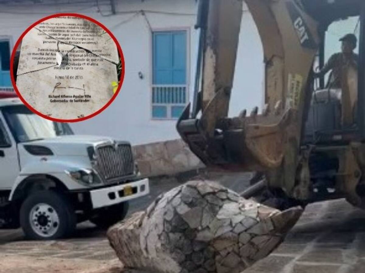 VIDEO: Así demolieron la polémica placa del acueducto de Los Santos
