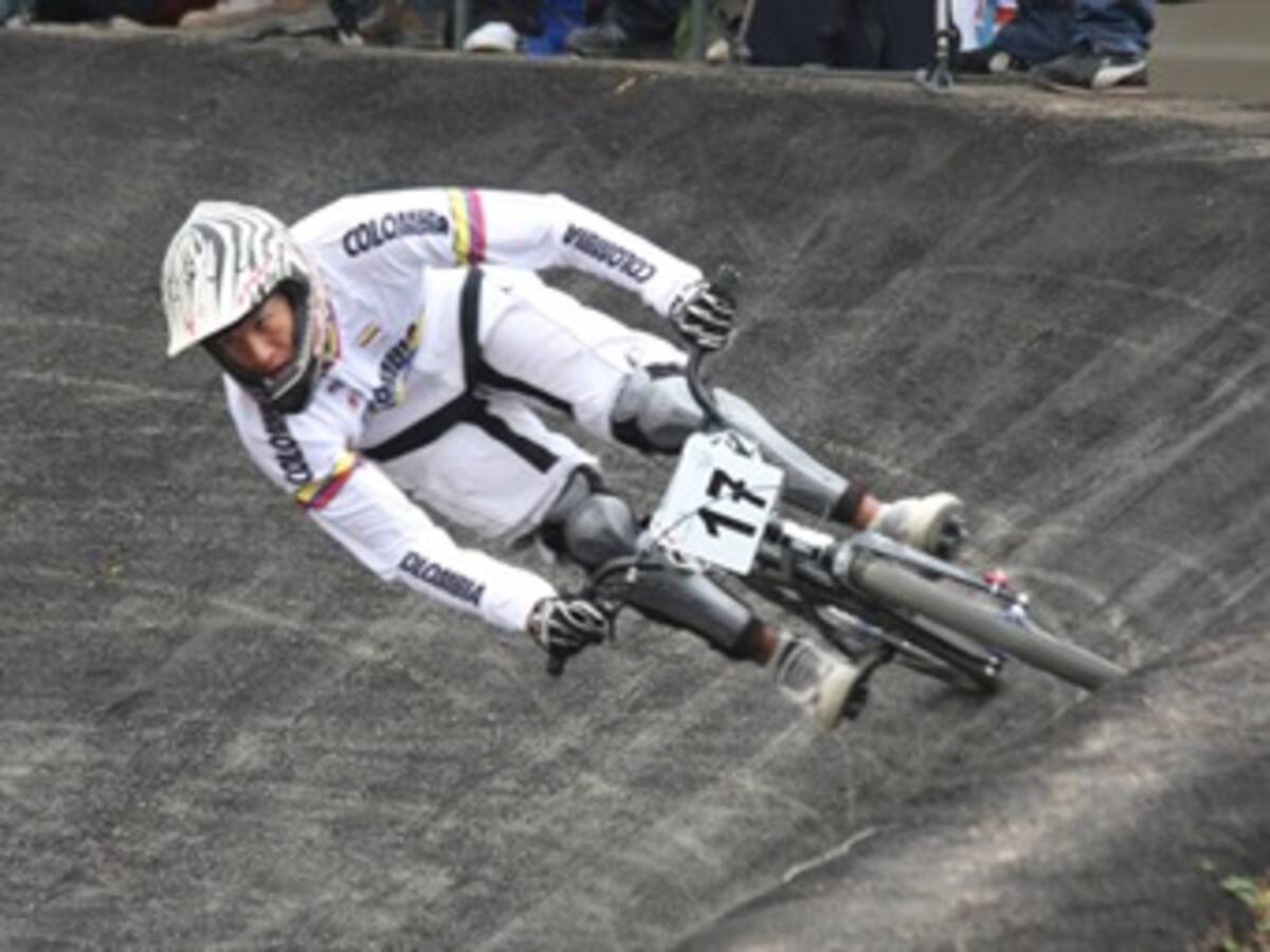 Aceptable presentación de colombianos en Copa Mundo de Supercross en Holanda