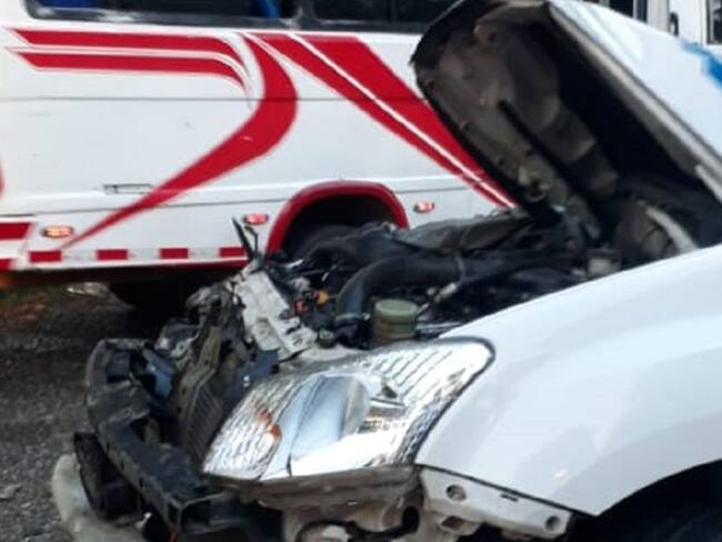 Ambulancia del hospital de Magangué sufre accidente y deja tres heridos