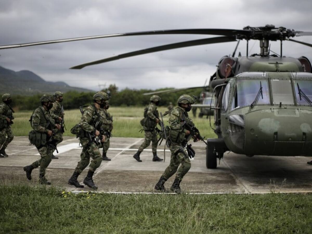 Fuerzas Militares lanzaron ofensiva contra el EMC y la Segunda Marquetalia en Cauca