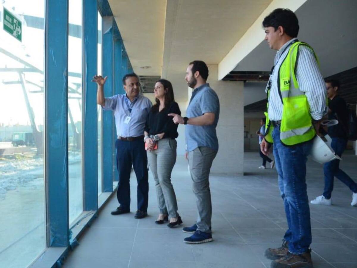 Abudinen: "Si me toca vivir 24/7 en el aeropuerto de Barranquilla, lo haré"