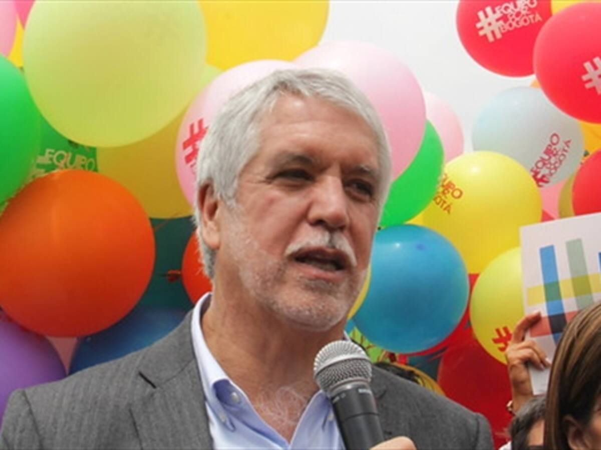 Enrique Peñalosa, candidato por firmas