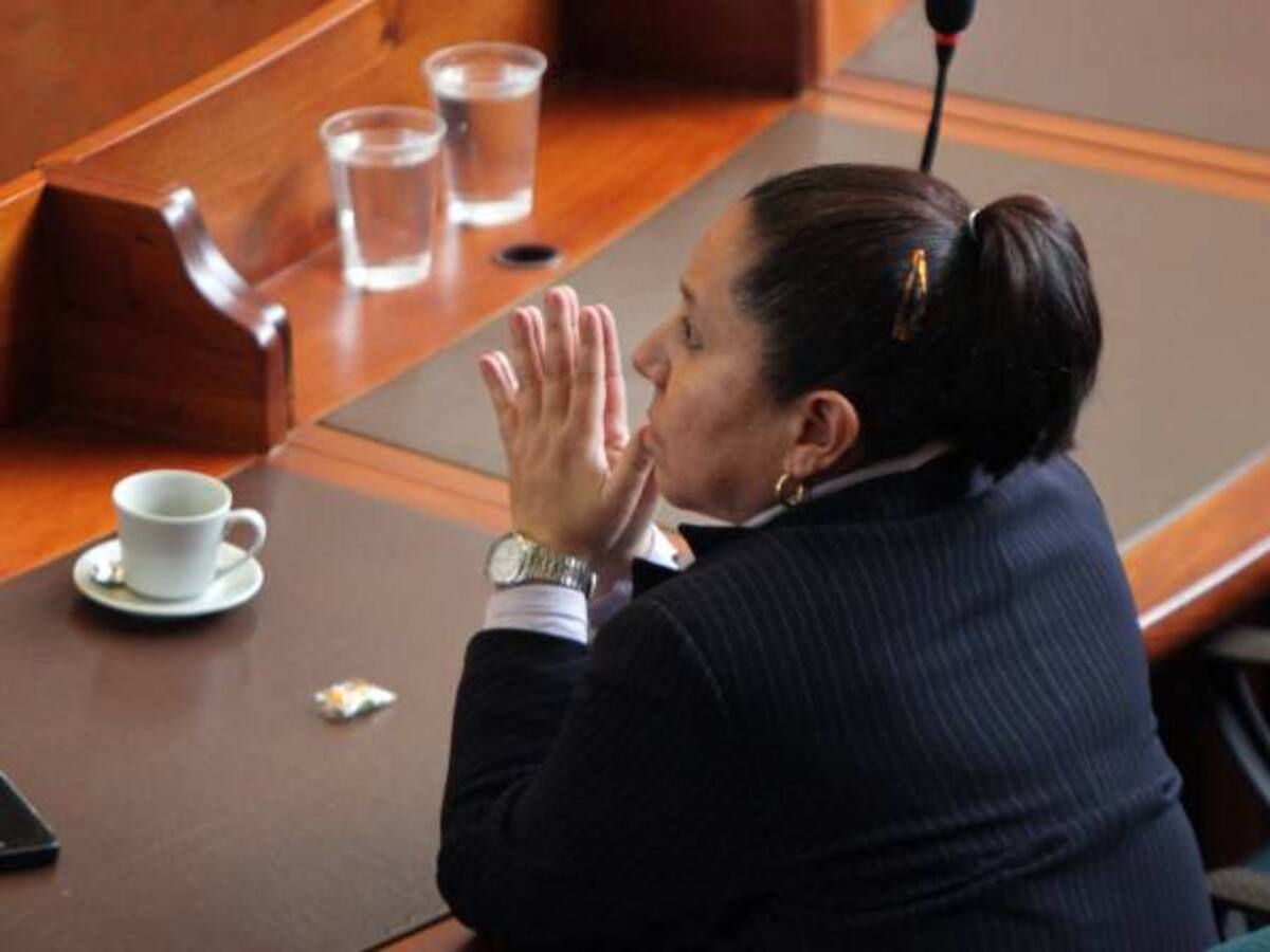 En firme condena de 14 años a María del Pilar Hurtado por chuzadas