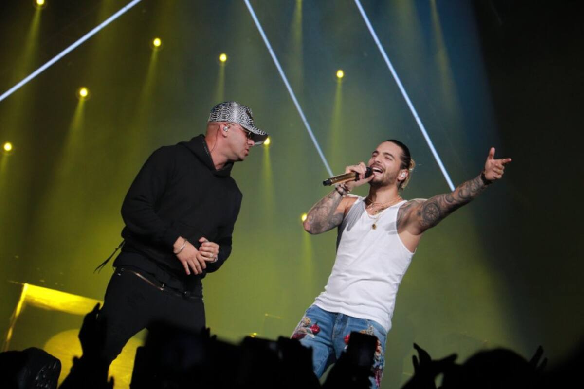 Otro gran invitado y leyenda del reguetón Wisin, que con su colaboración con el paisa prendieron la fiesta.