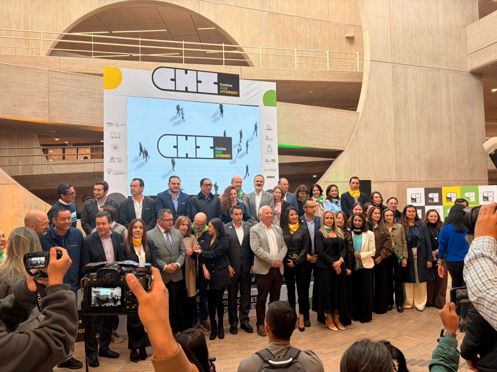 Creación del Laboratorio Intertergeneracional de Caldas - HUB InterGen