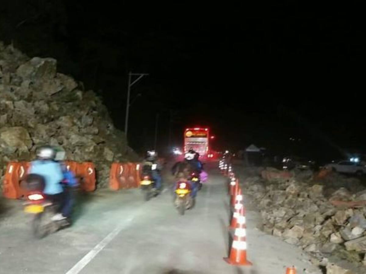 Habilitan un carril la vía Santafé de Antioquia – Medellín