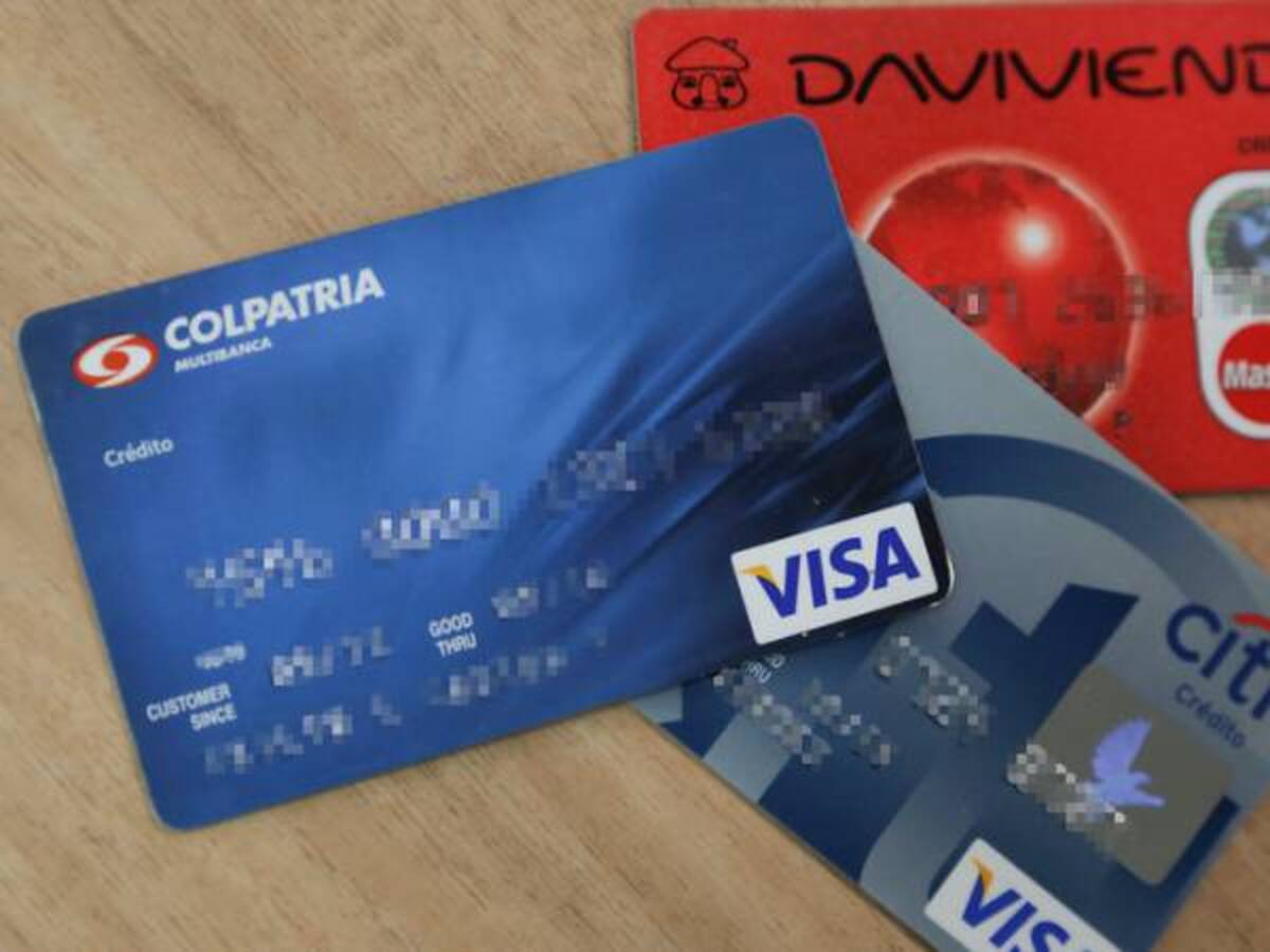 Tarjetas de crédito se quedarán en la mesita de noche por altos intereses: Fenalco