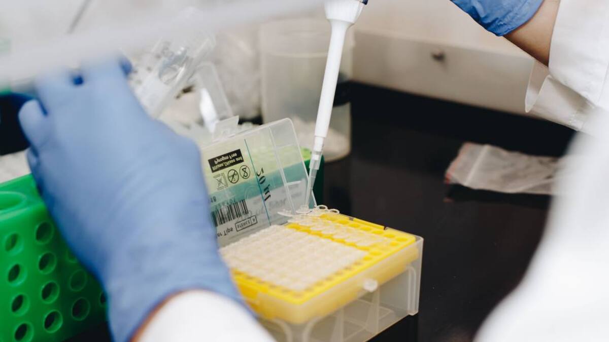 873 mil vacunas COVID vencen este mes:MinSalud culpa a Gobierno Duque por planeación