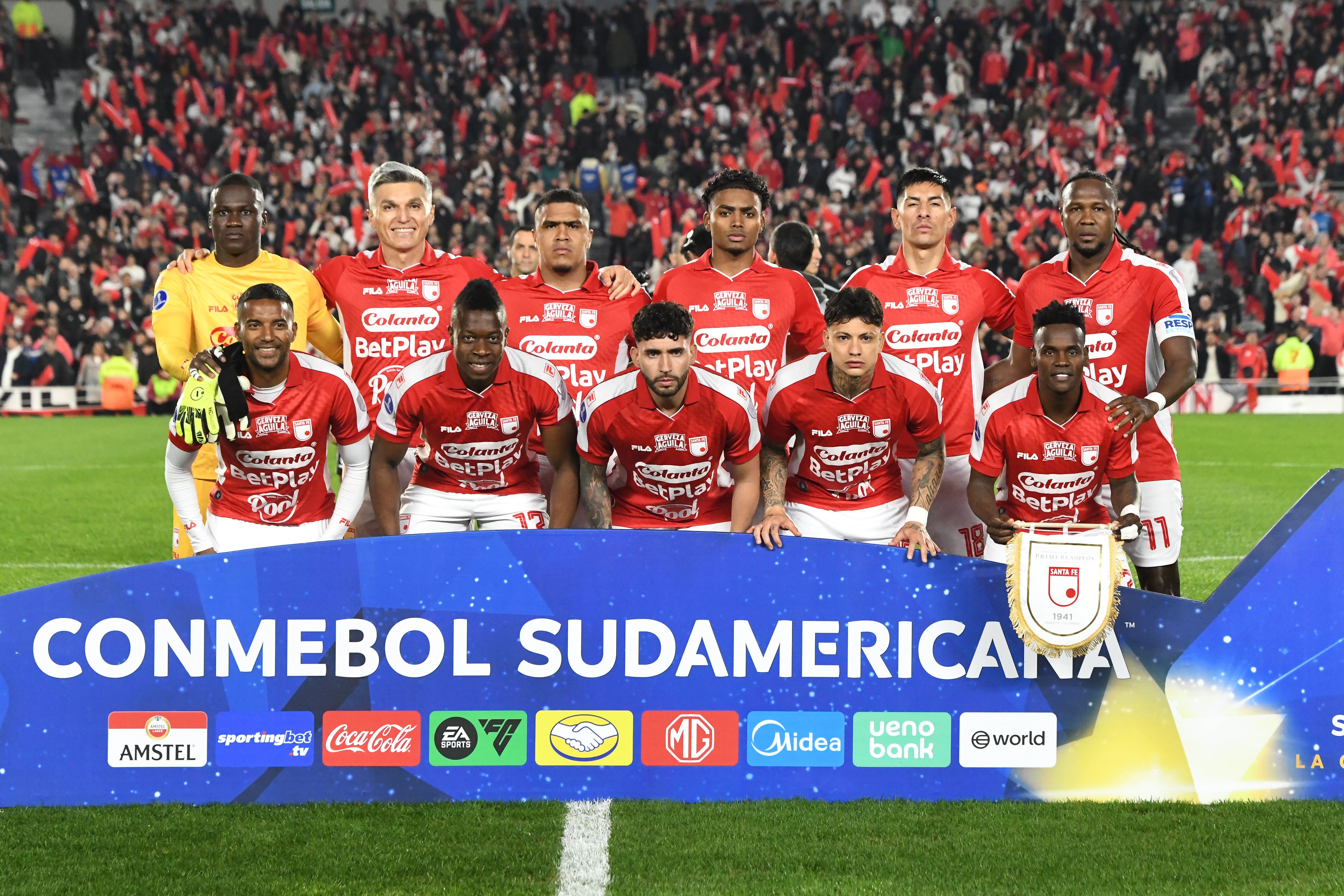 Once titular de Santa Fe en su duelo ante River Plate en el estadio Más Monumental. (Photo by Federico Peretti/NurPhoto via Getty Images)