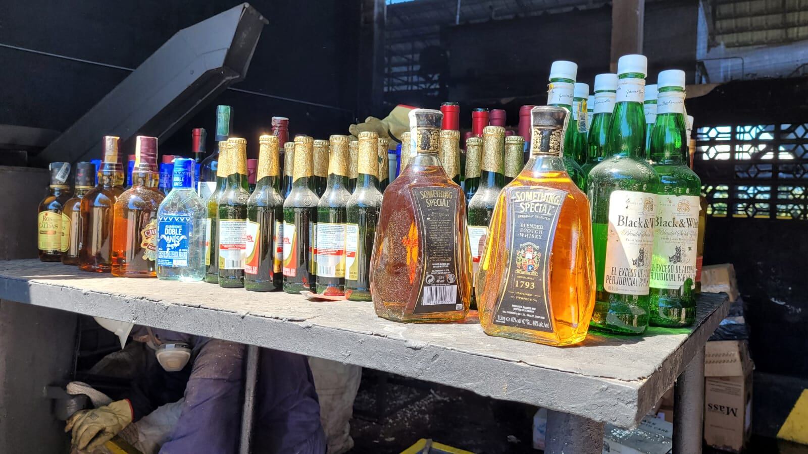 La eliminación del material fue todo un éxito y contó con la verificación de su personal.