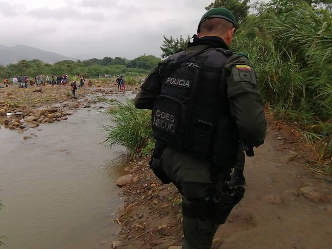 Migrantes venezolanos entrando a Colombia