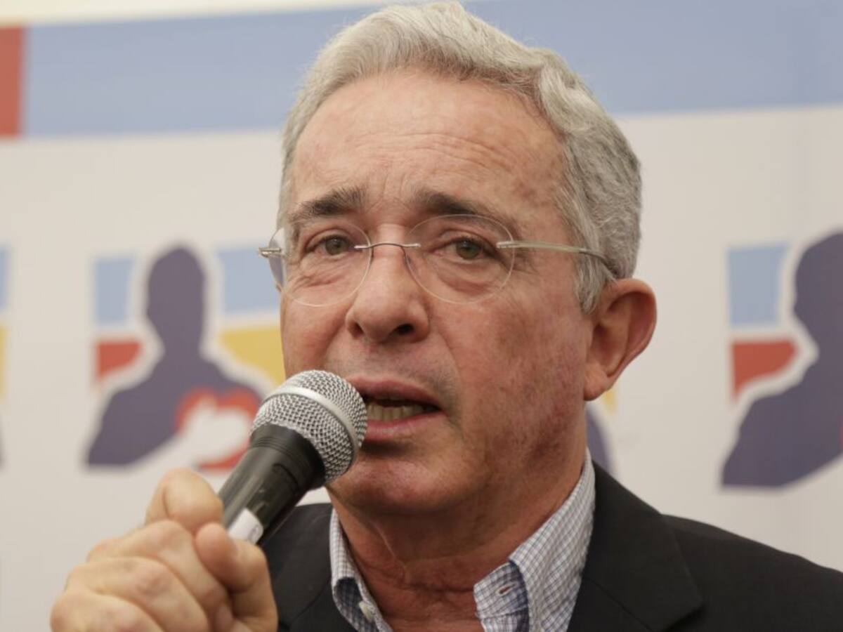 Expresidente Uribe se reunió con Gobierno para hablar sobre Nicaragua