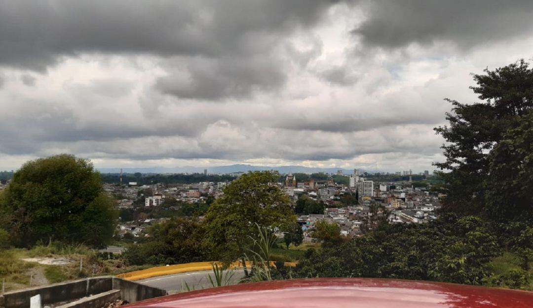 Al fondo el municipio de Calarcá, Quindío