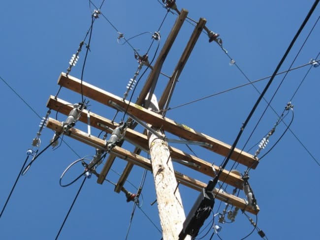 Dos muertos deja la caída de una antena de telecomunicaciones