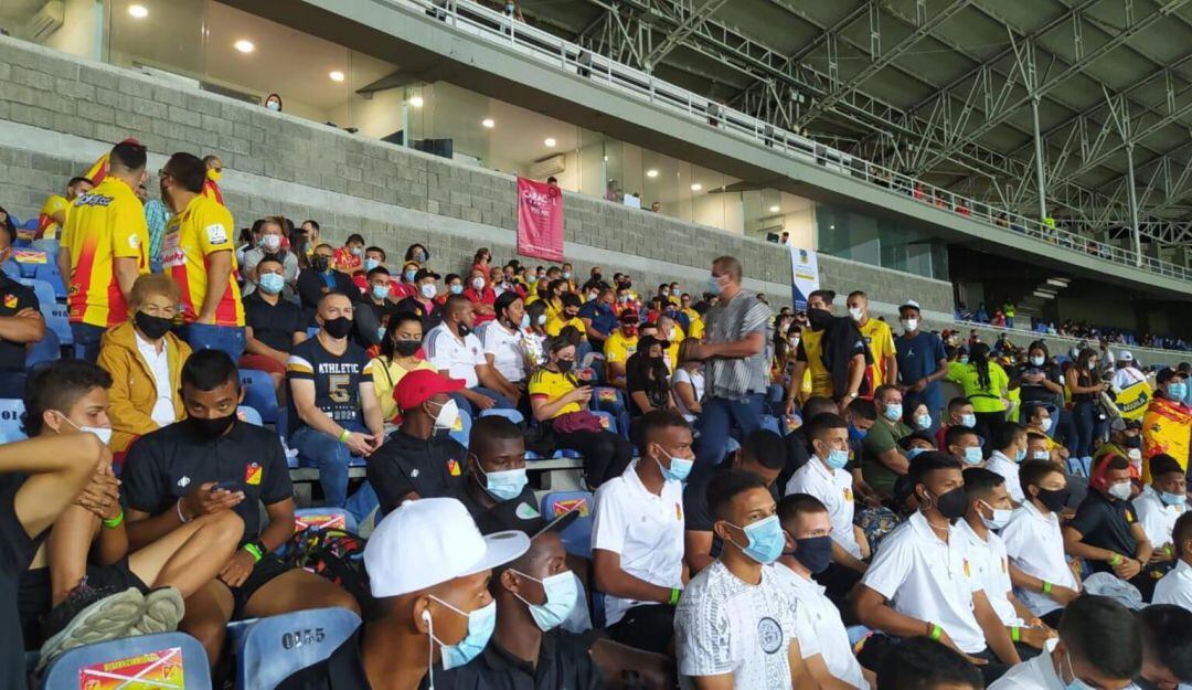 Restricciones en estadio de Pereira