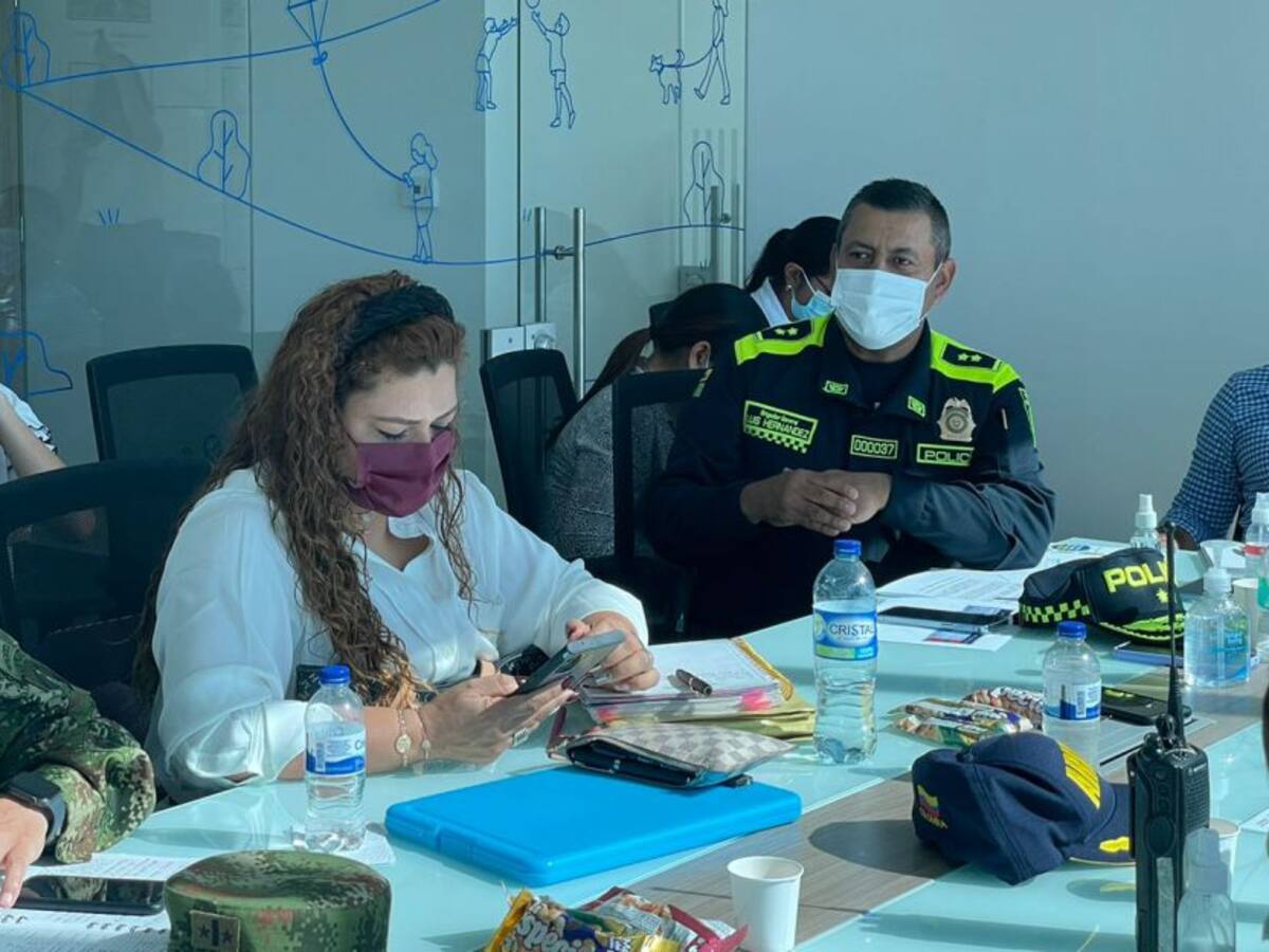 Ofrecen $20 millones de recompensa por feminicida de joven en Barranquilla
