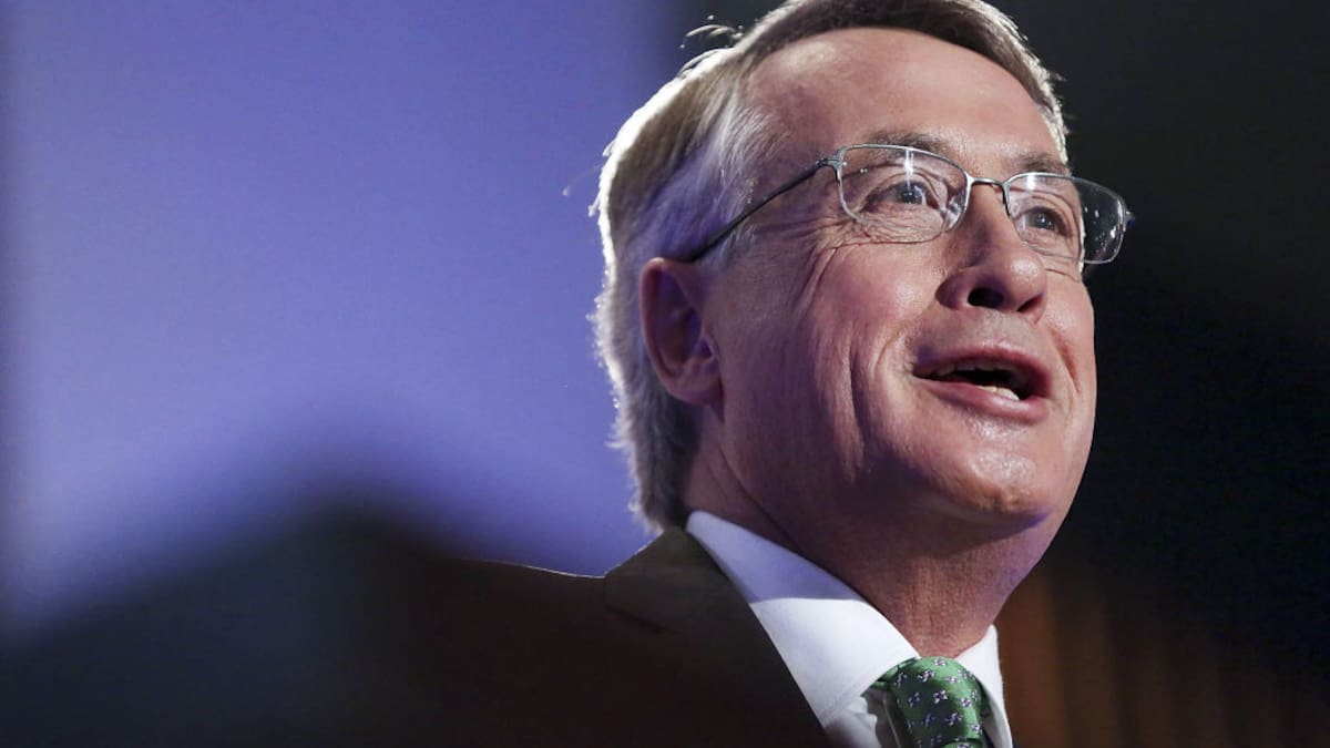 Derecha autoritaria quita derechos a trabajadores: Wayne Swan desde cumbre progresista en Barcelona