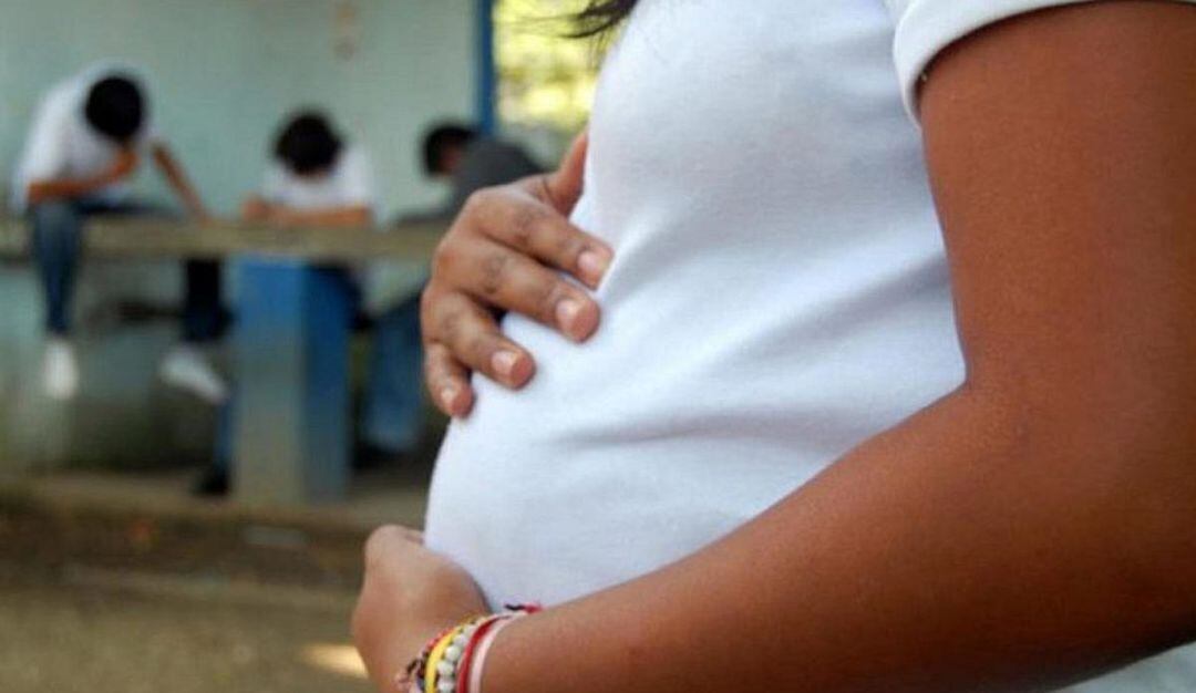 Neiva busca prevenir el embarazo en niñas y adolescentes.