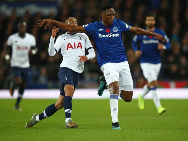 Yerry Mina reapareció en el empate ante el Tottenham