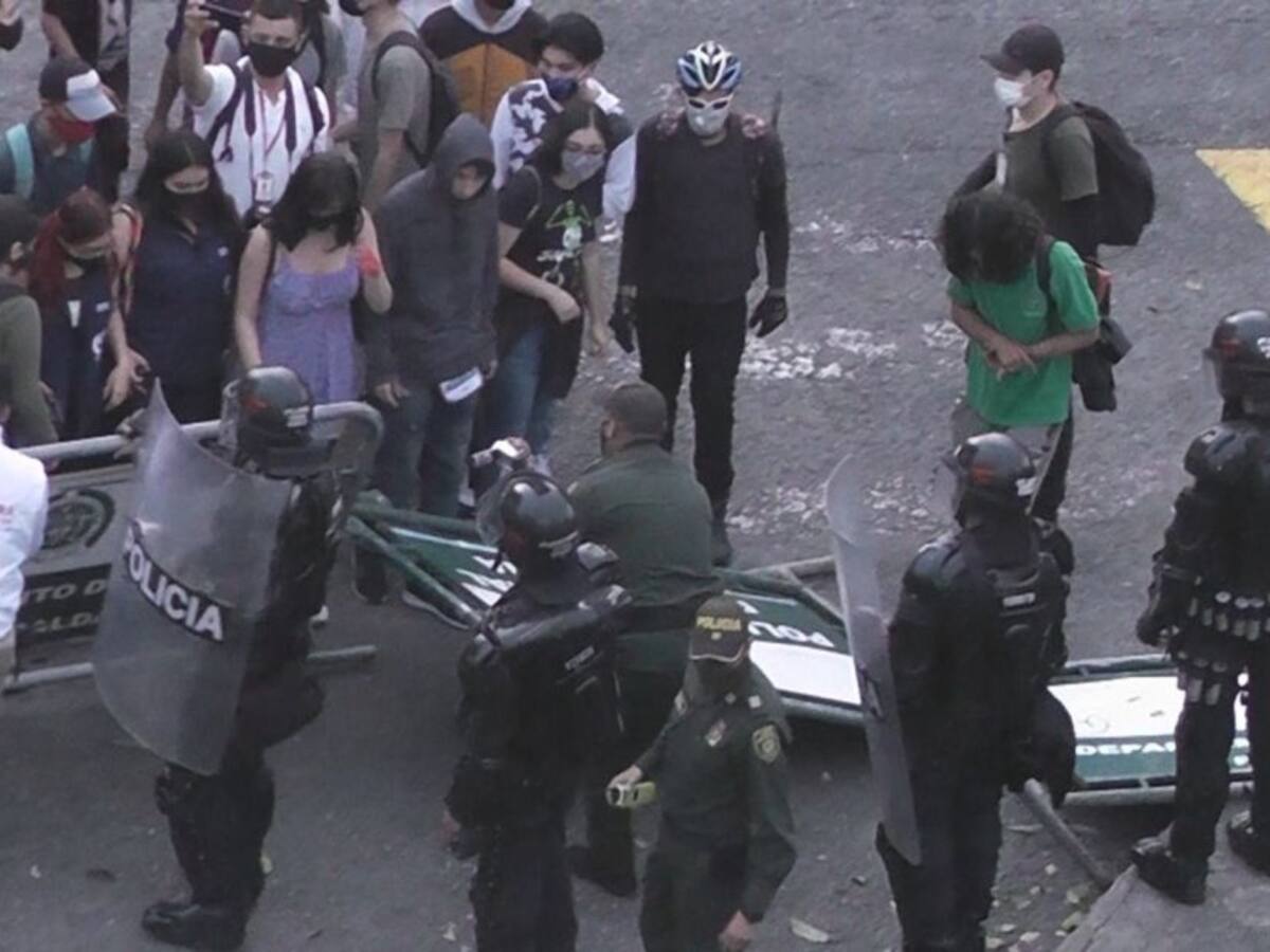 Pereira fue escenario de disturbios entre manifestantes y la Policía