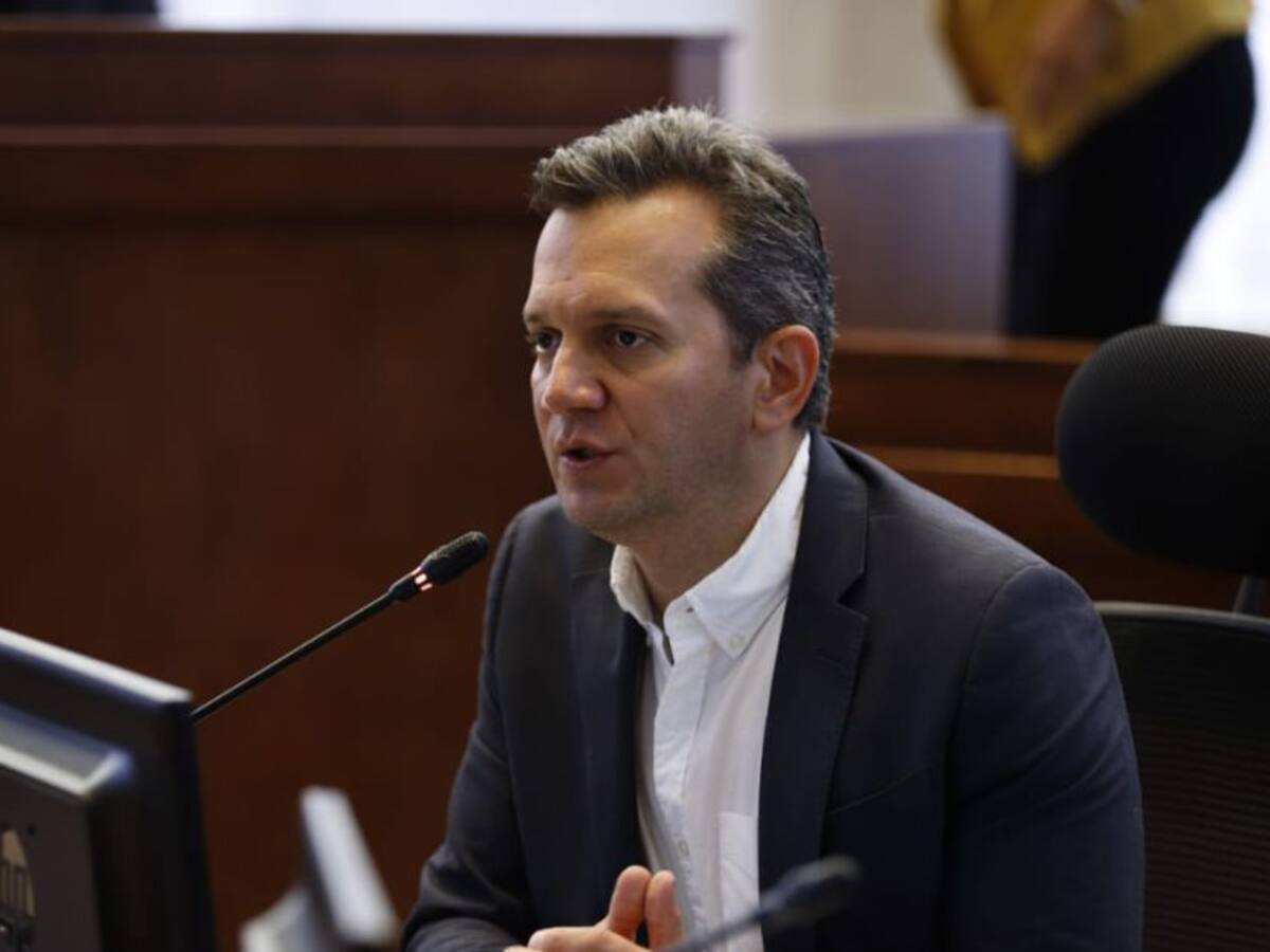 13 aportantes a la campaña de Quintero, tienen contratos con la Alcaldía