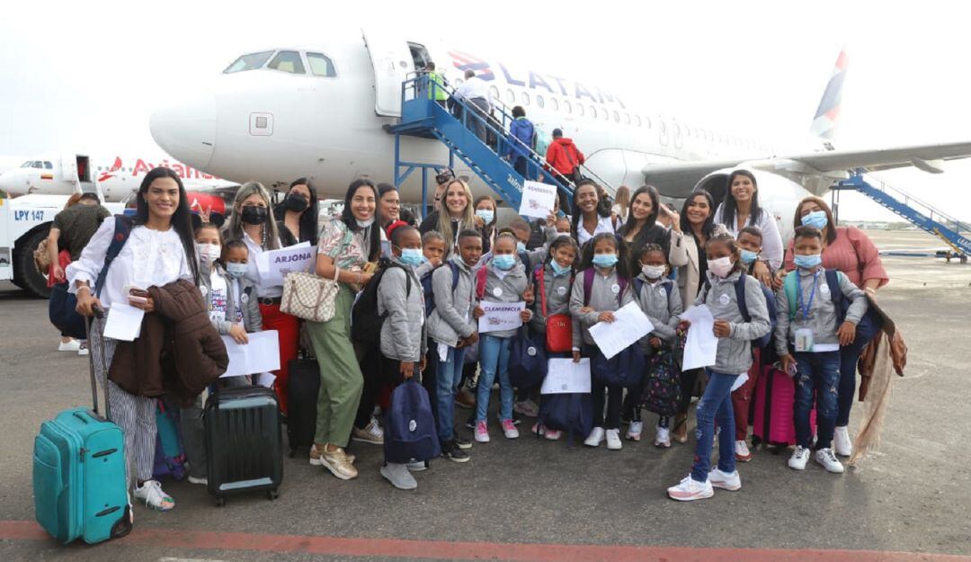 Un grupo de 18 niños viajó a Bogotá para vivir experiencias significativas impulsadas por la Primera Dama, Natalia Eljach
