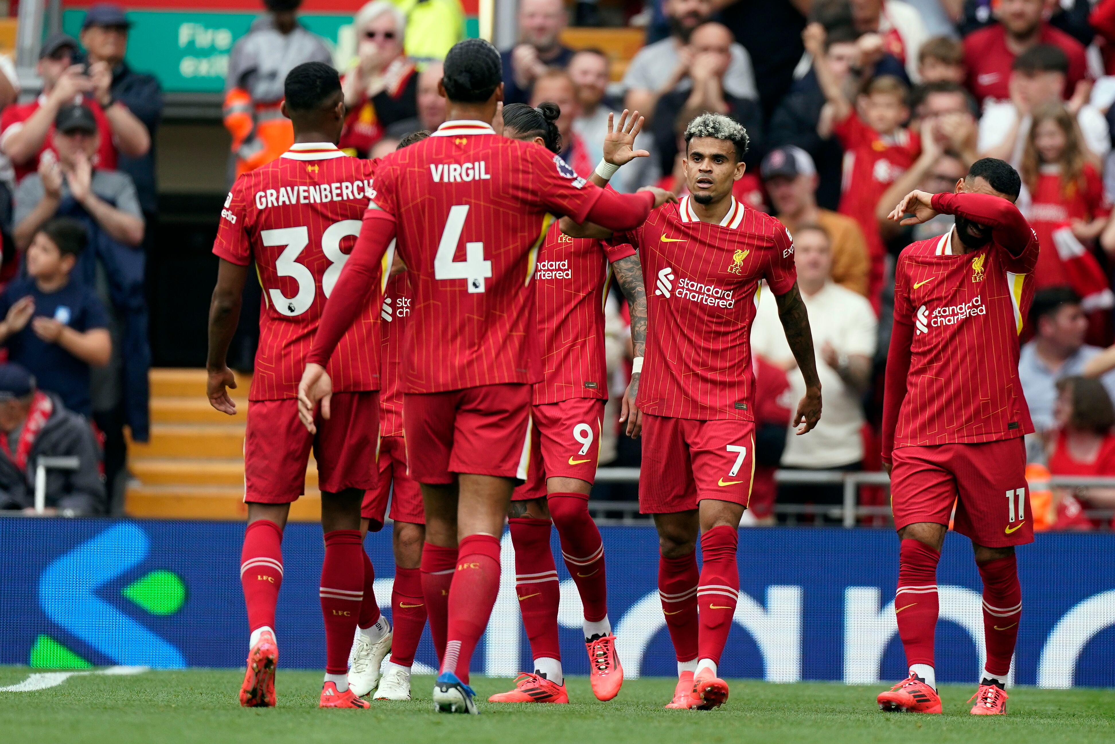 Luis Díaz es el goleador del Liverpool en Premier con 5 anotaciones. EFE/TIM KEETON